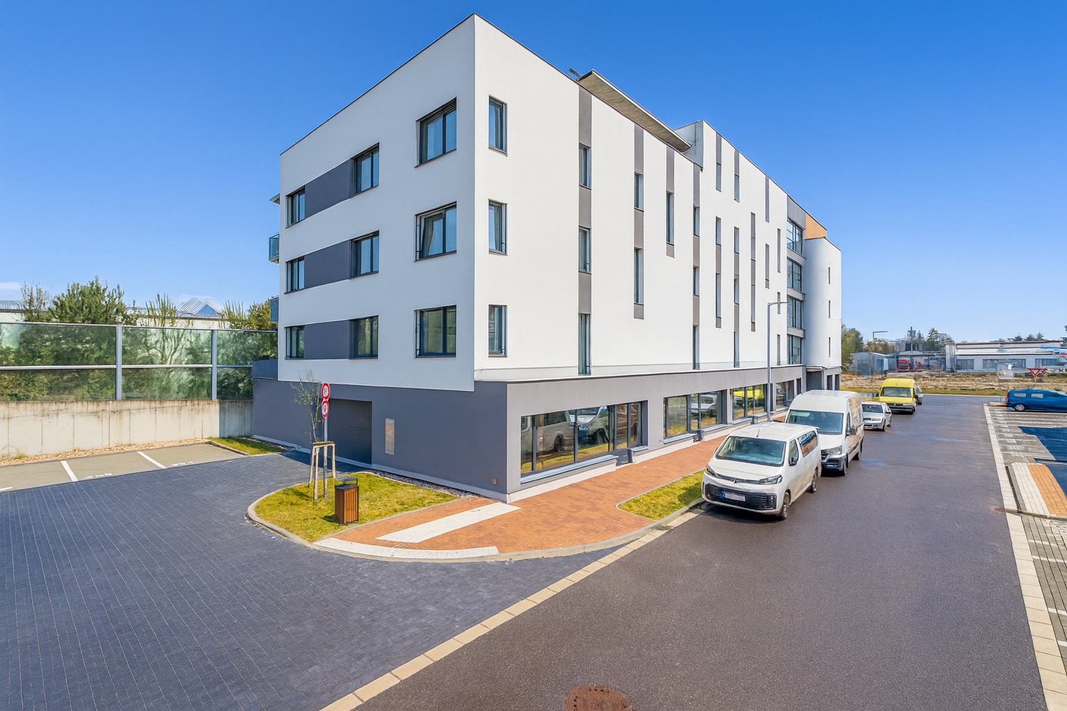 Prodej bytu 1+kk, 32 m², Hradec Králové, ul. Antonína Petrofa