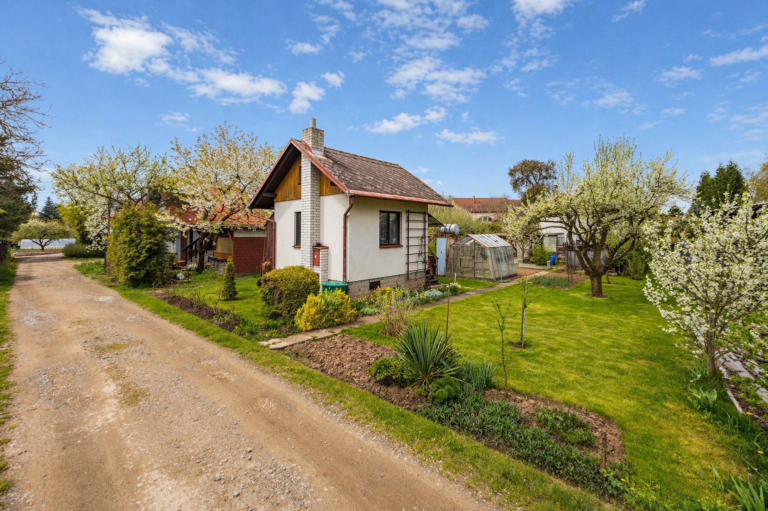 Prodej chaty, 350 m², Hradec Králové, ul. Nad Oborou