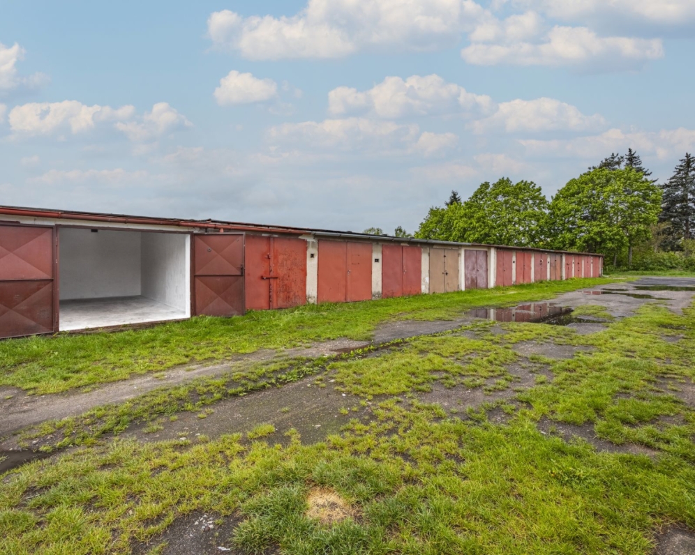 Prodej garáže, 18 m², Hradec Králové